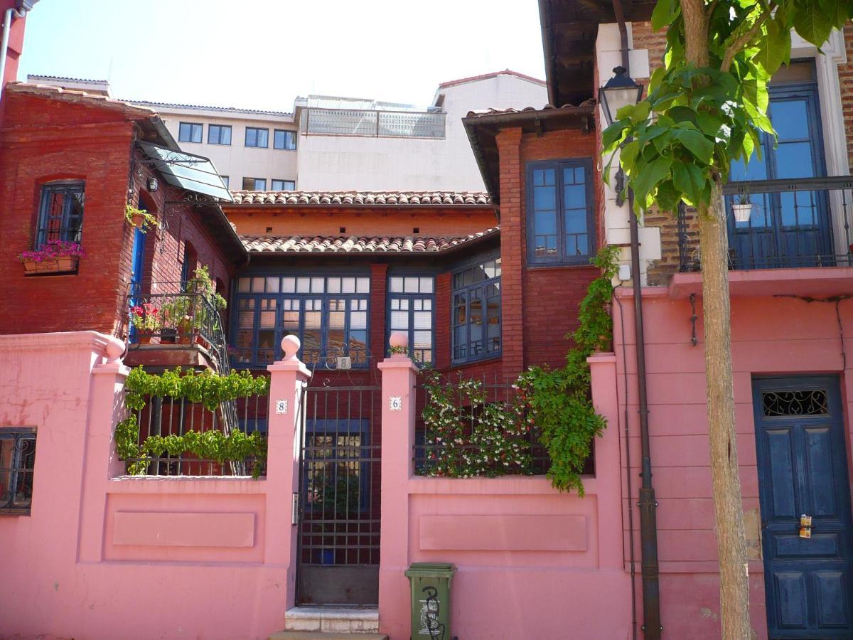 El 8 De Serranos - 1º - Casa Con Garaje Леон Екстер'єр фото